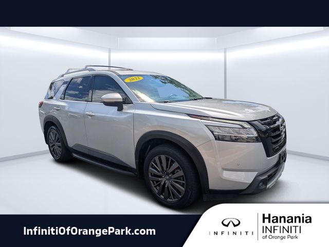  2022 Nissan Pathfinder SL FWD   