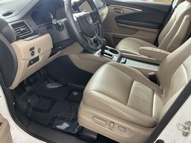 used 2020 Honda Pilot car, priced at $22,995