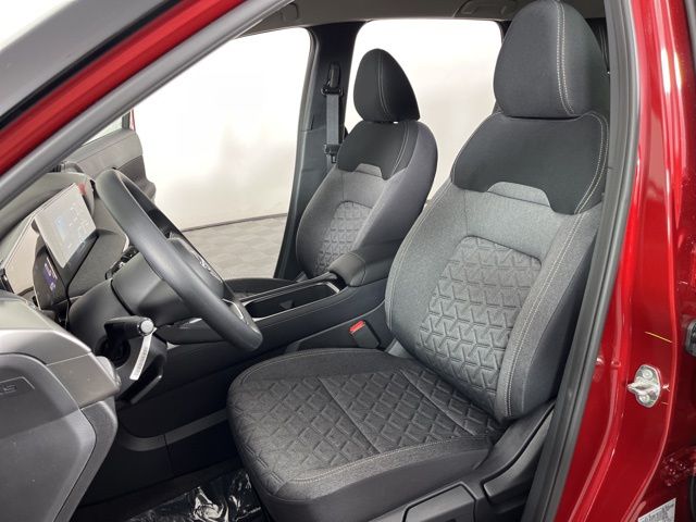 2025 Scarlet Ember Tintcoat/Super Black Nissan Kicks SV FWD SUV