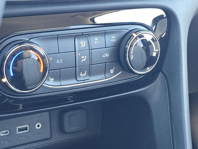 Photo of 2023 Buick Encore GX Preferred in Dallas, GA - 31,  2023 Buick Encore GX Preferred:C02451