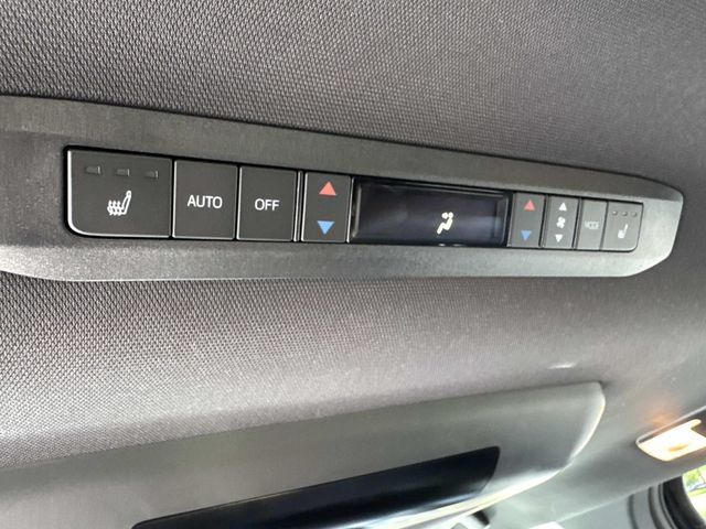 Used 2025 Black Toyota Platinum image 16