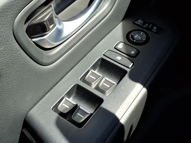 Used 2025 Honda Pilot SUV
