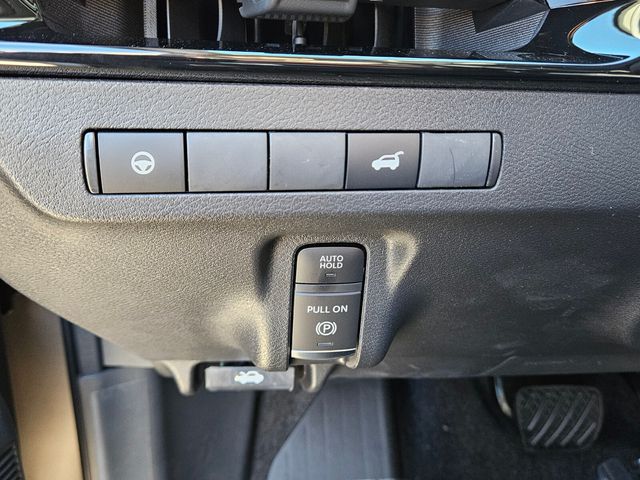 New 2026 Gold Nissan SL image 25