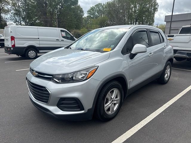 Silver Ice Metallic 2020 Chevrolet Trax LS FWD SUV / Crossover Front-Wheel Drive 6-Speed Automatic