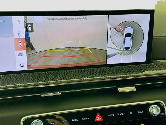 Thumbnail: 2026 Genesis GV80 - 13