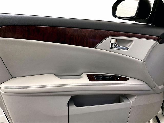 2012 Toyota Avalon Base White at Auto Express Mitsubishi