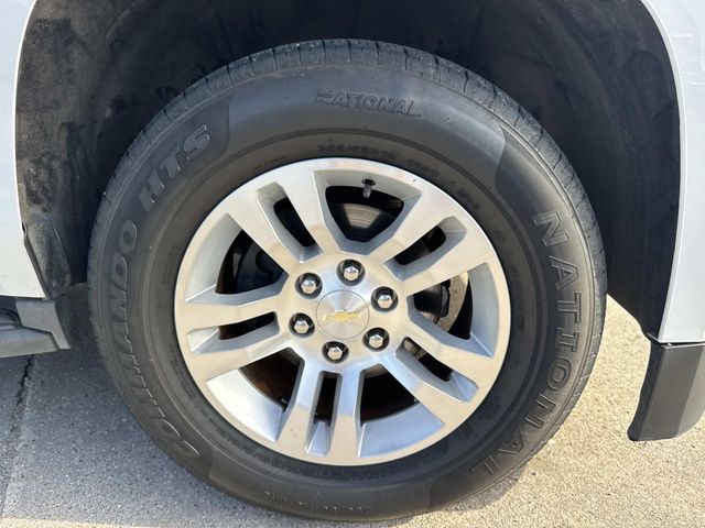 2016 Chevrolet Tahoe LS - 6