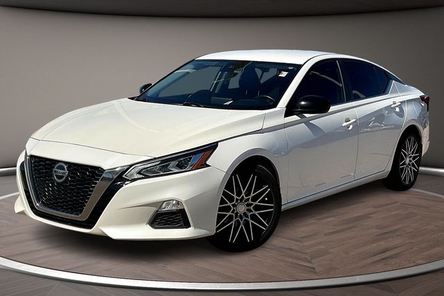 Pearl White Tricoat 2020 Nissan Altima 2.5 SR FWD Sedan Front-Wheel Drive Continuously Variable Transmission