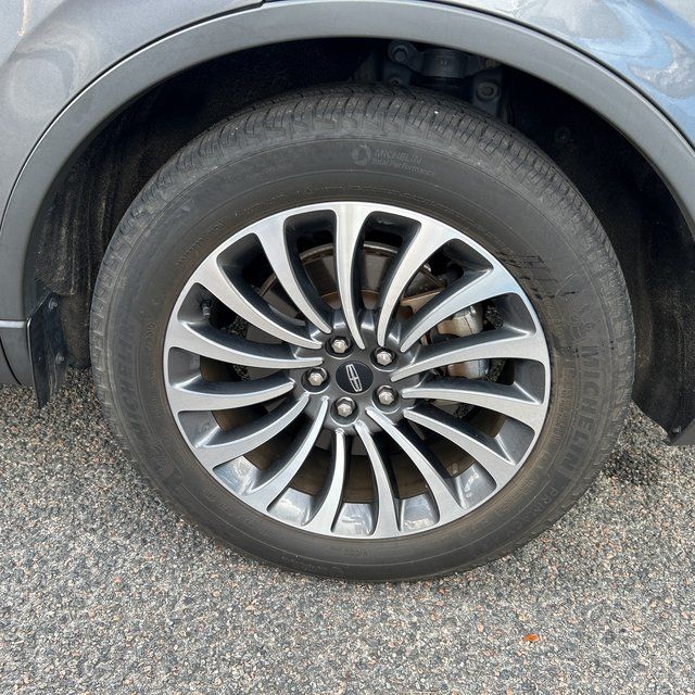 2022 Gray Lincoln Aviator Reserve RWD SUV