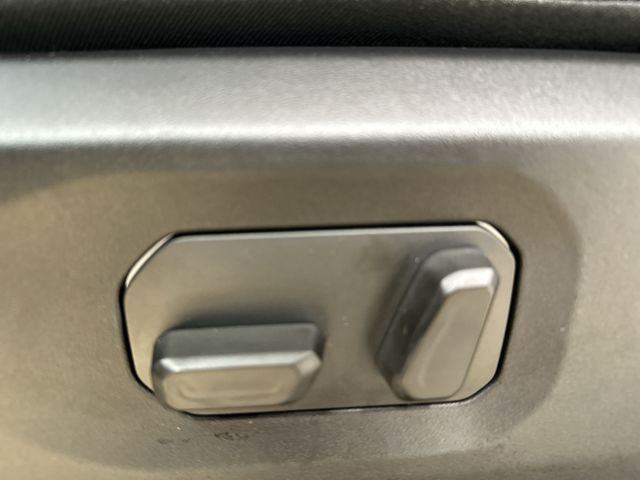 New 2026 Gray Jeep Sahara image 15