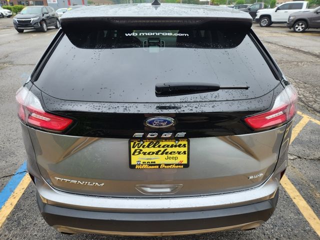2024 Ford Edge Titanium - Silver Metallic exterior view 4
