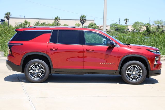 2026 Chevrolet Traverse LT - 3