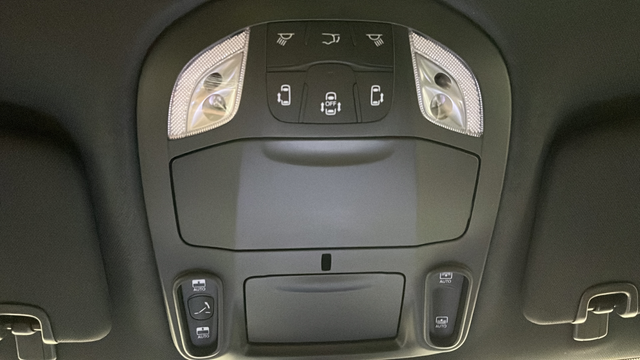New 2027 Bright White Clearcoat Chrysler Limited image 34