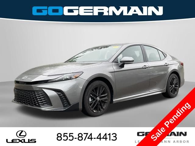 2026 Toyota Camry SE AWD