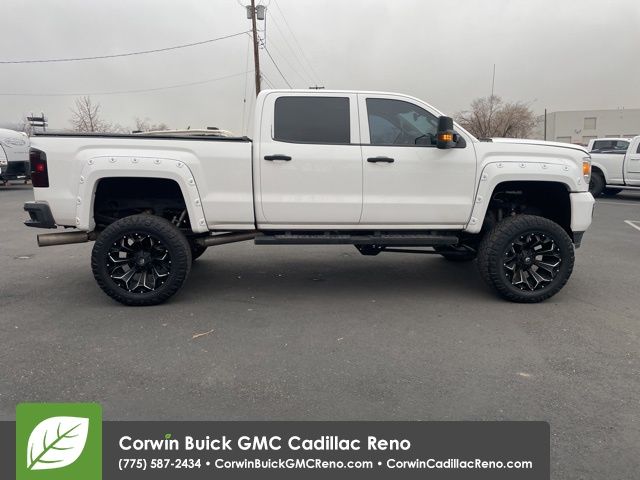 2015 GMC Sierra 2500HD Denali 29