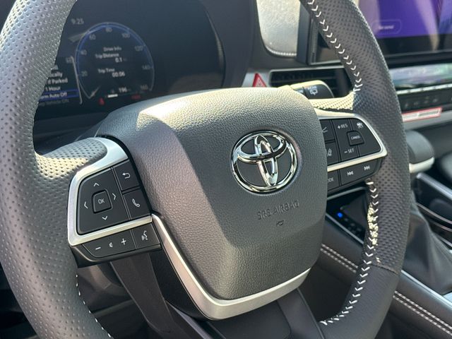New 2026 Toyota Sienna Van