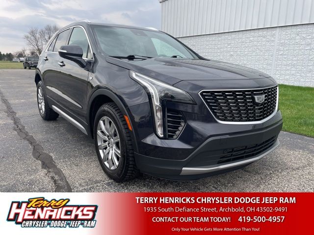 Galactic Gray Metallic 2022 Cadillac XT4 Premium Luxury AWD SUV / Crossover Four-Wheel Drive 9-Speed Automatic