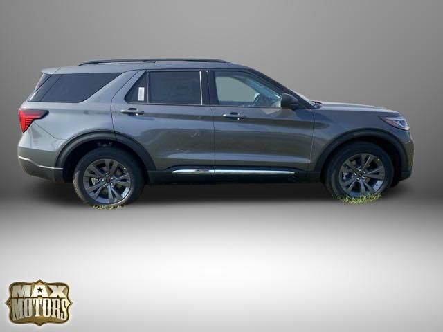 2025 Ford Explorer Active 9