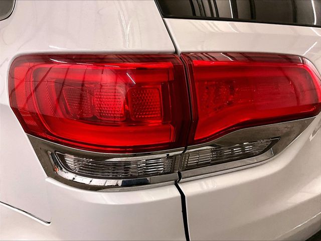 2019 Jeep Grand Cherokee Limited White at South Hills CDJR
