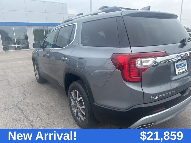 2020 GMC Acadia SLE photo