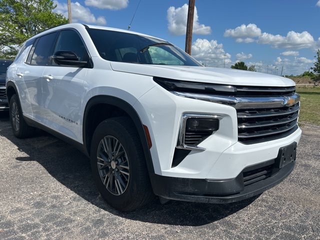 Summit White 2024 Chevrolet Traverse LT FWD SUV / Crossover Front-Wheel Drive 8-Speed Automatic