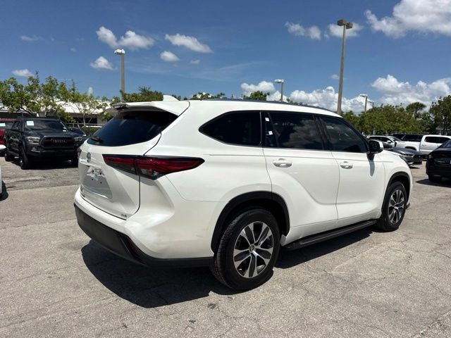 2021 Toyota Highlander - $30,088