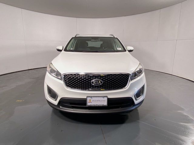 2016 Kia Sorento LX 24