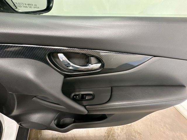 2019 Nissan Rogue SL White at Subaru and VW of Moon Township