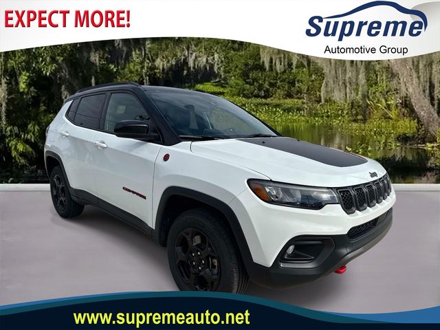 2024 Jeep Compass Trailhawk White/off-white at Ross Downing Buick GMC