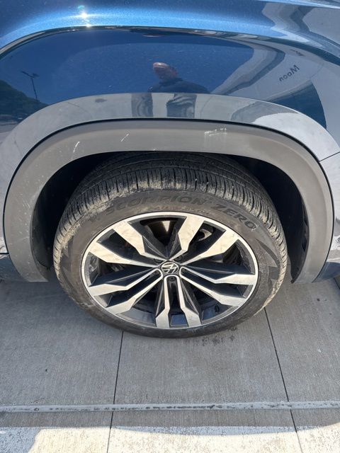 2023 Volkswagen Atlas Cross Sport 3.6L V6 SEL Premium R-Line Blue at Sutliff Volkswagen