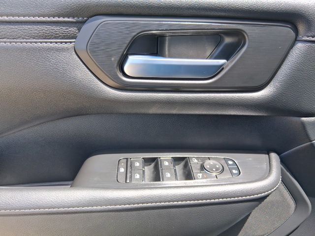 Used 2025 Nissan Armada SUV