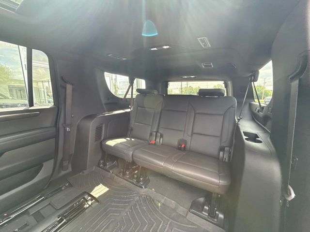 Used 2025 Chevrolet Suburban SUV