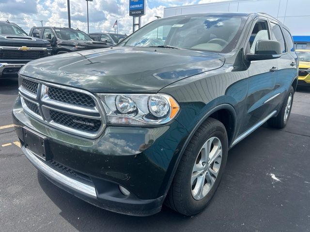 Used 2011 Natural Green Pearlcoat Dodge Crew image 10
