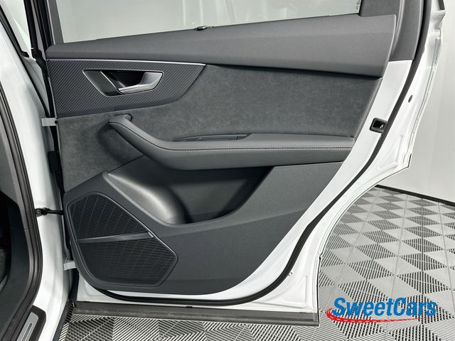 2025 Audi SQ7