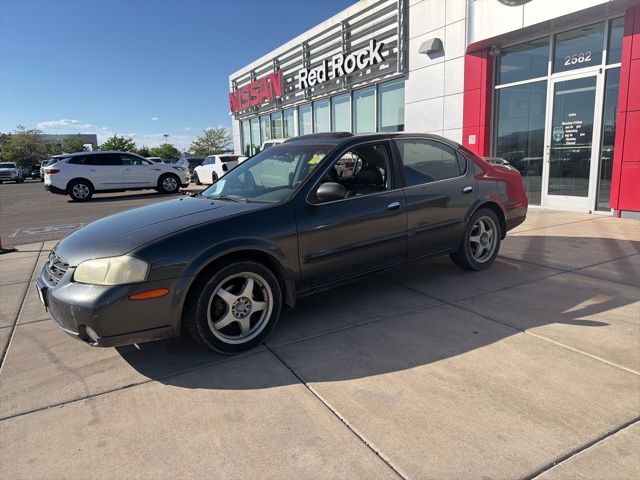 View vehicle photo 3