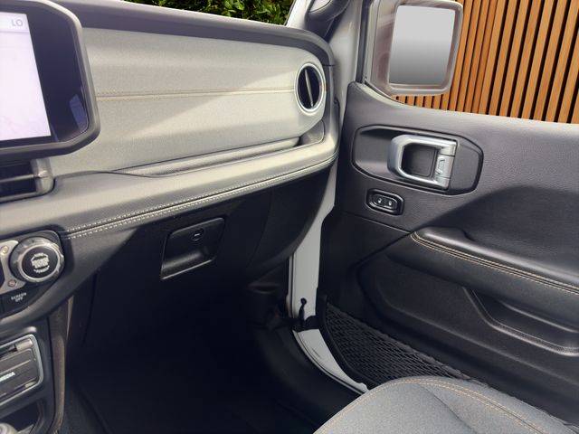 2024 JEEP WRANGLER SAHARA 4XE • 4X4 • PLUG-IN HYBRID CLEAN CARFAX • 1 OWNER BODY COLOR HARD TOP • ADAPTIVE CRUISE • APPLE CARPLAY • REMOTE START Thumbnail