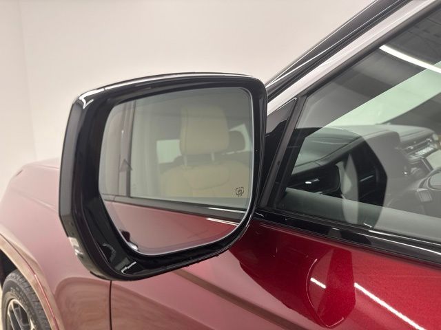 Used 2025 Red Jeep Summit Reserve image 14