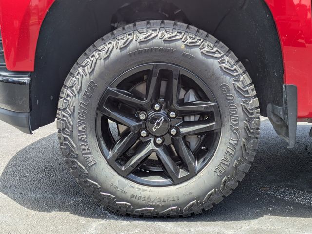 Used 2019 Red Chevrolet LT Trail Boss image 13