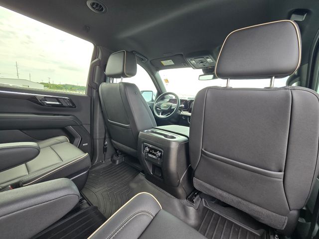 2025 Chevrolet Tahoe Premier:C02748