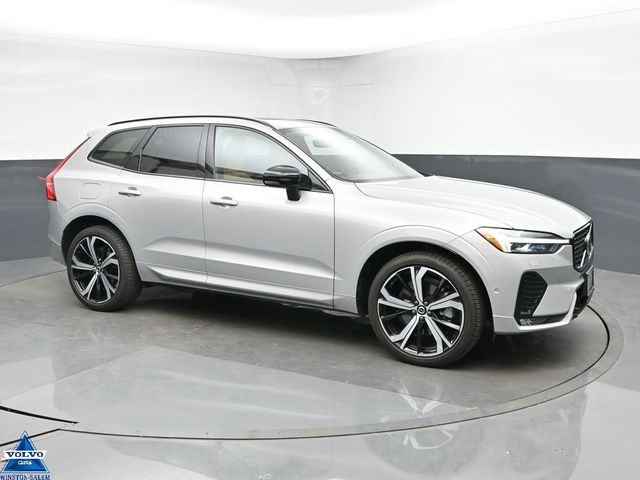 Silver 2023 Volvo XC60 B6 Ultimate Dark Theme AWD SUV / Crossover All-Wheel Drive Automatic