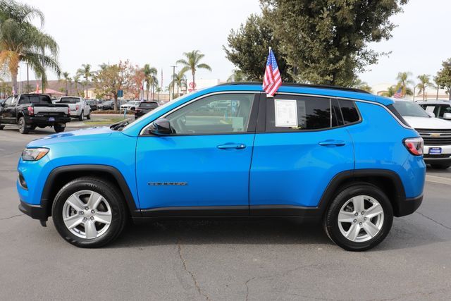 2022 Jeep Compass Latitude 8