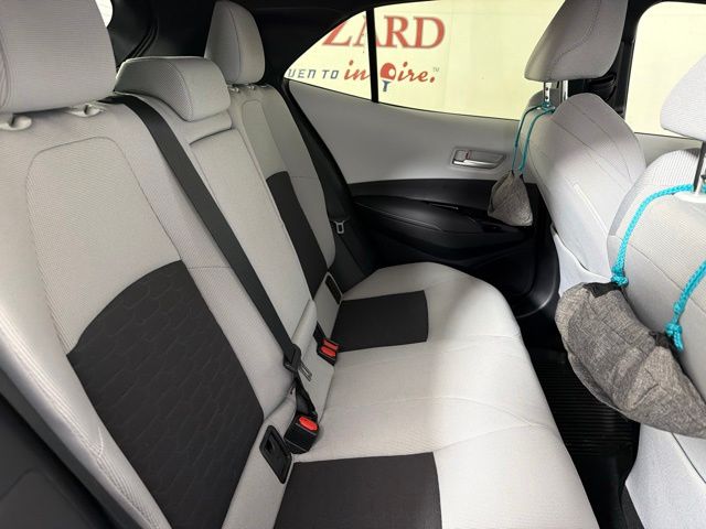 2024 Magnetic Gray Metallic Toyota Corolla Hatchback SE FWD Hatchback