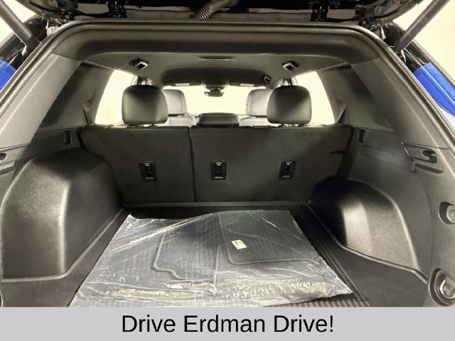 Used 2025 GMC Terrain SUV