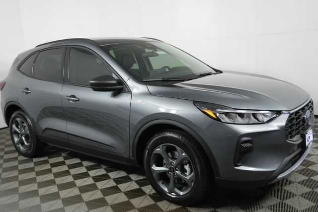 2026 Ford Escape ST-Line's photo