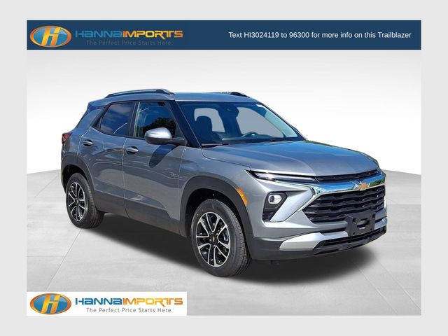 Sterling Gray Metallic 2025 Chevrolet Trailblazer SUV / Crossover Four-Wheel Drive 9-Speed Automatic