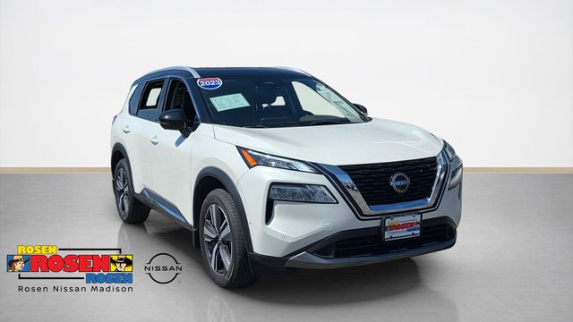 Pearl White Tricoat/Super Black 2023 Nissan Rogue SL AWD SUV / Crossover All-Wheel Drive Continuously Variable Transmission