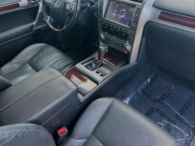 2017 Lexus GX 460 16