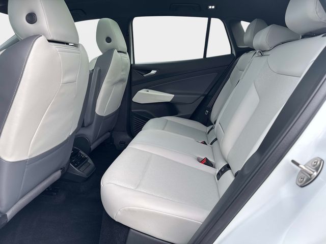 Used 2021 White Volkswagen 1st Edition image 11