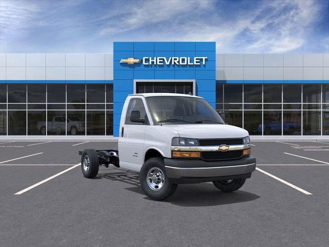 2025 Chevrolet Express Chassis 3500 Cutaway 139