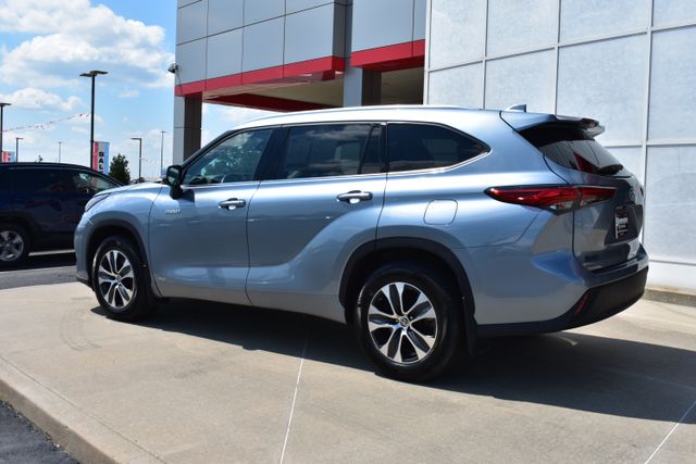 Used 2020 Toyota Highlander Hybrid SUV